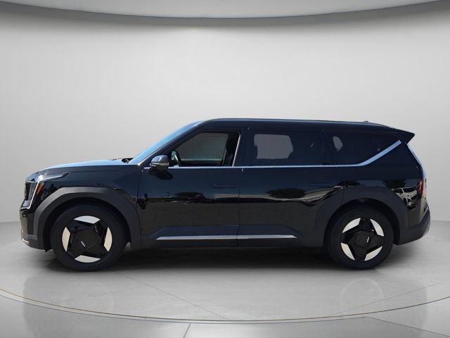 Used 2024 Kia EV9 Wind AWD/4WD image 3