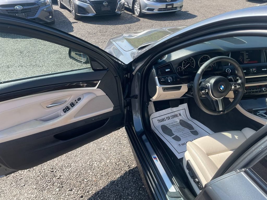 Used 2016 BMW 535i Sedan RWD image 10
