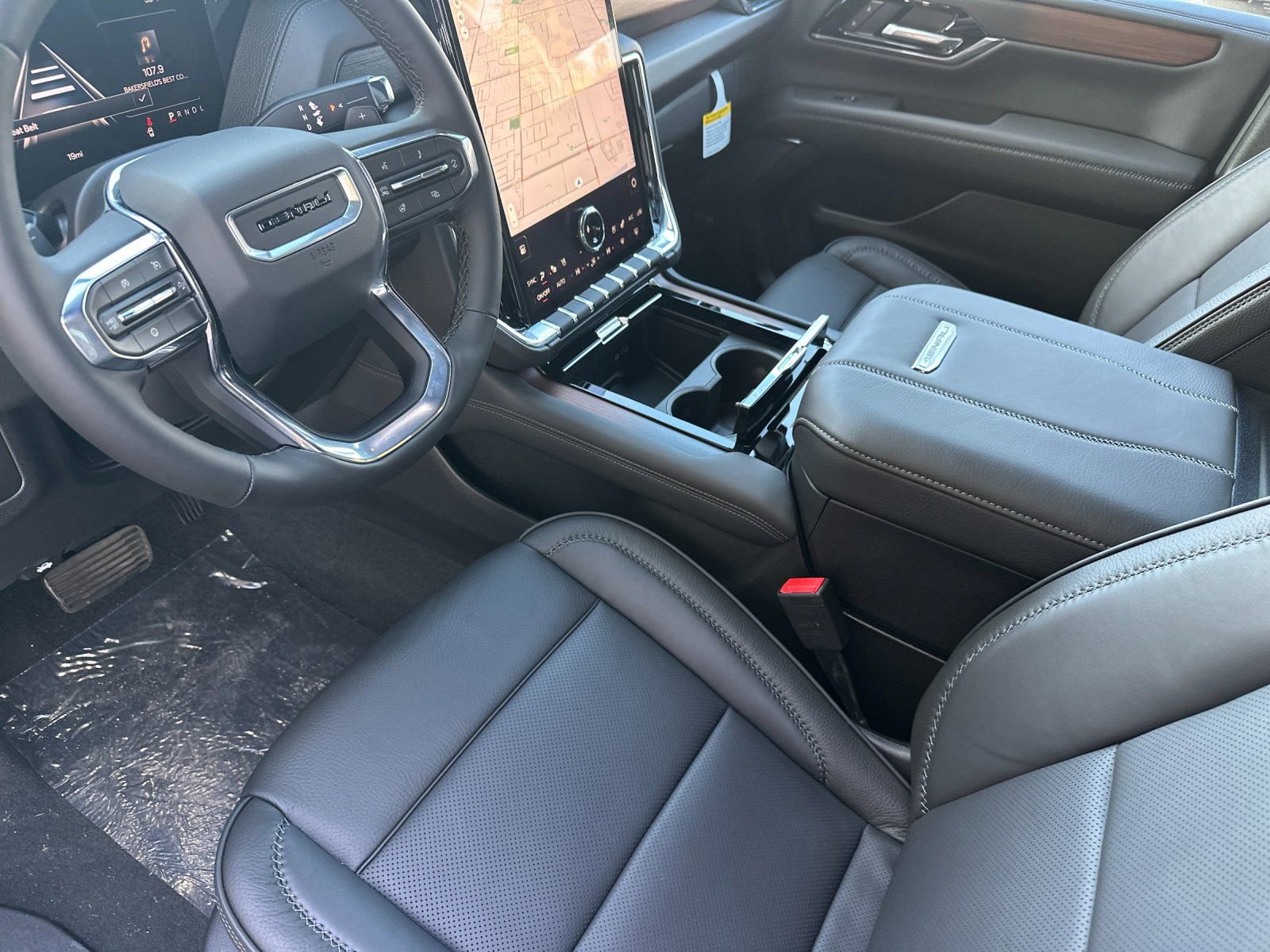 New 2026 GMC Yukon XL Denali AWD/4WD image 10