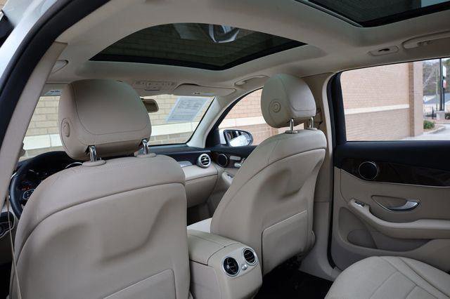 Used 2017 Mercedes-Benz GLC 300 4MATIC image 17