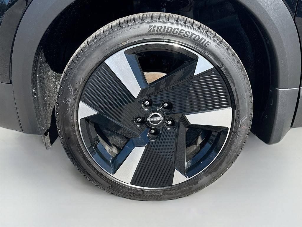 New 2026 Nissan Kicks SR w/ Illumination Package FWD image 28