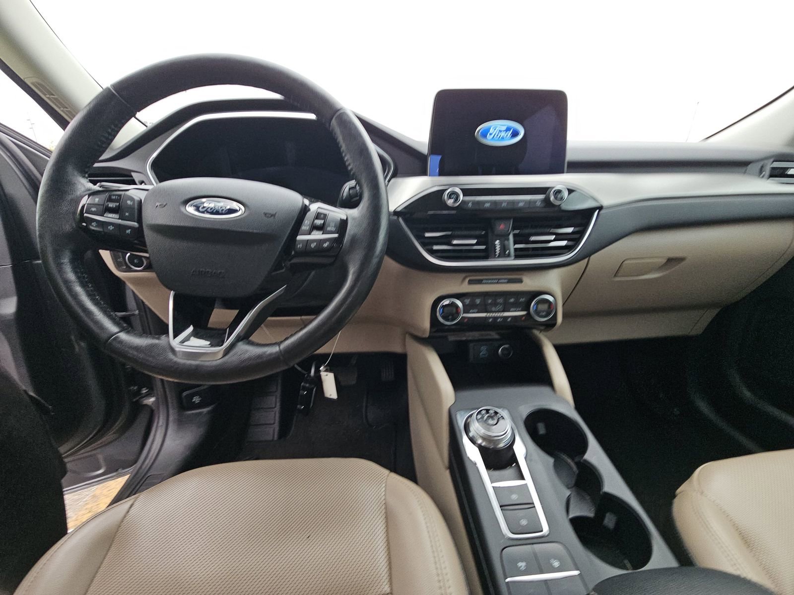 Used 2021 Ford Escape Titanium AWD/4WD image 16