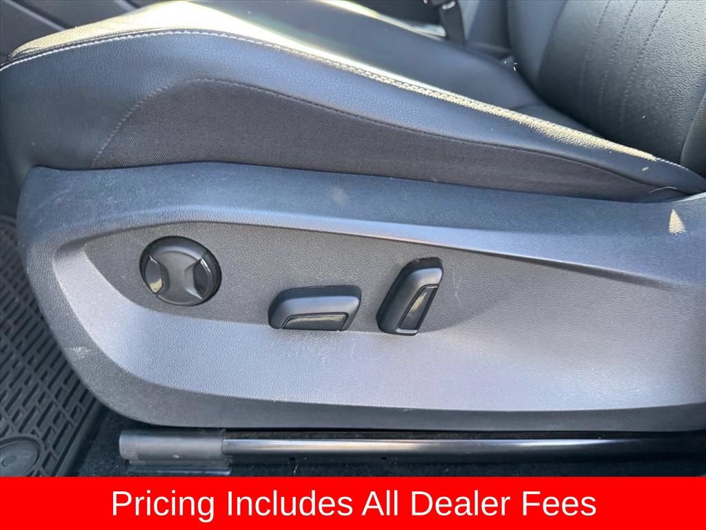 Used 2023 Volkswagen Tiguan SE FWD image 15