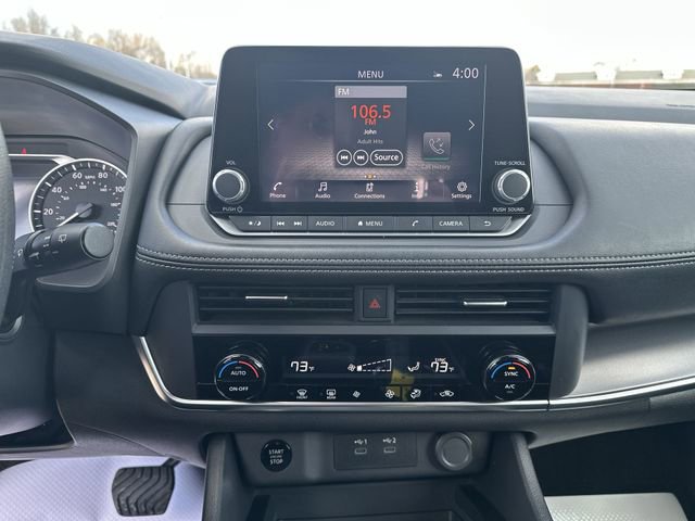 Used 2024 Nissan Rogue SV image 15