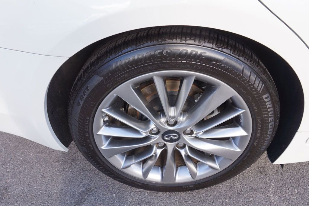 Used 2018 INFINITI Q50 Luxe w/ Cargo Package (L95) RWD image 13