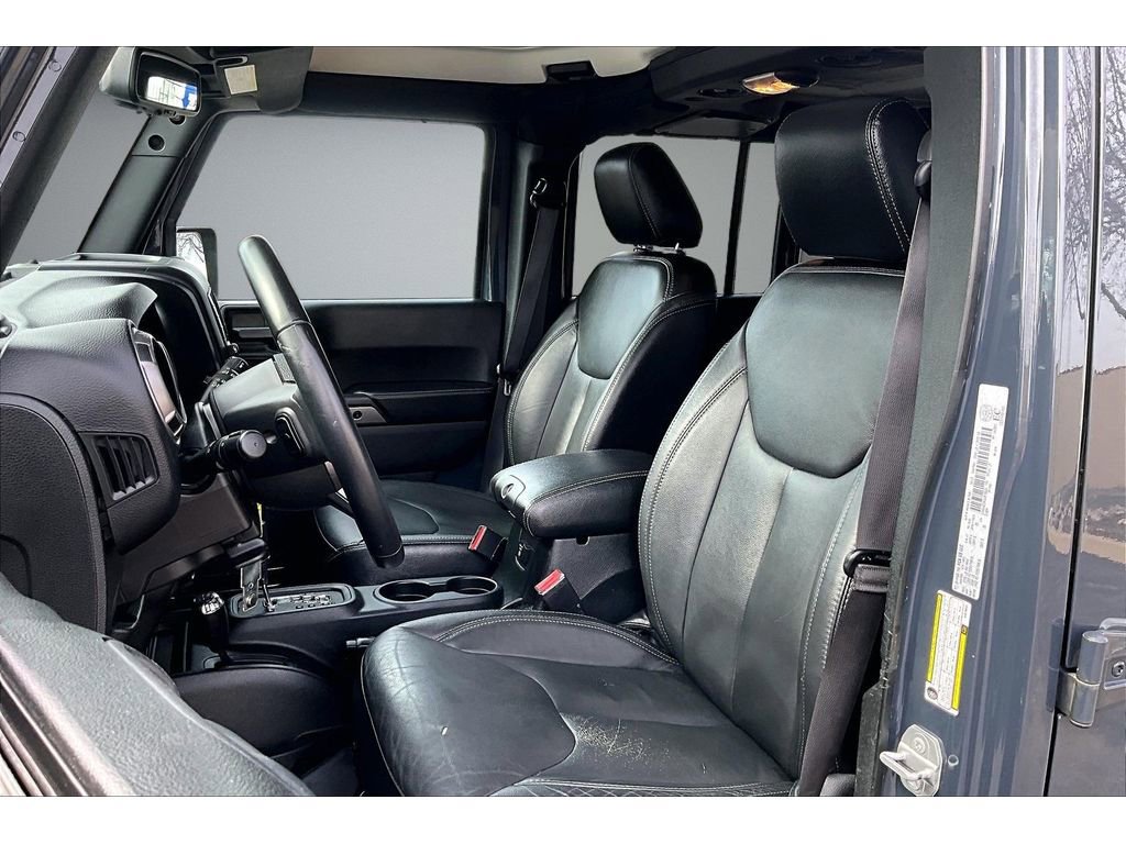 Used 2018 Jeep Wrangler Unlimited Sahara image 21