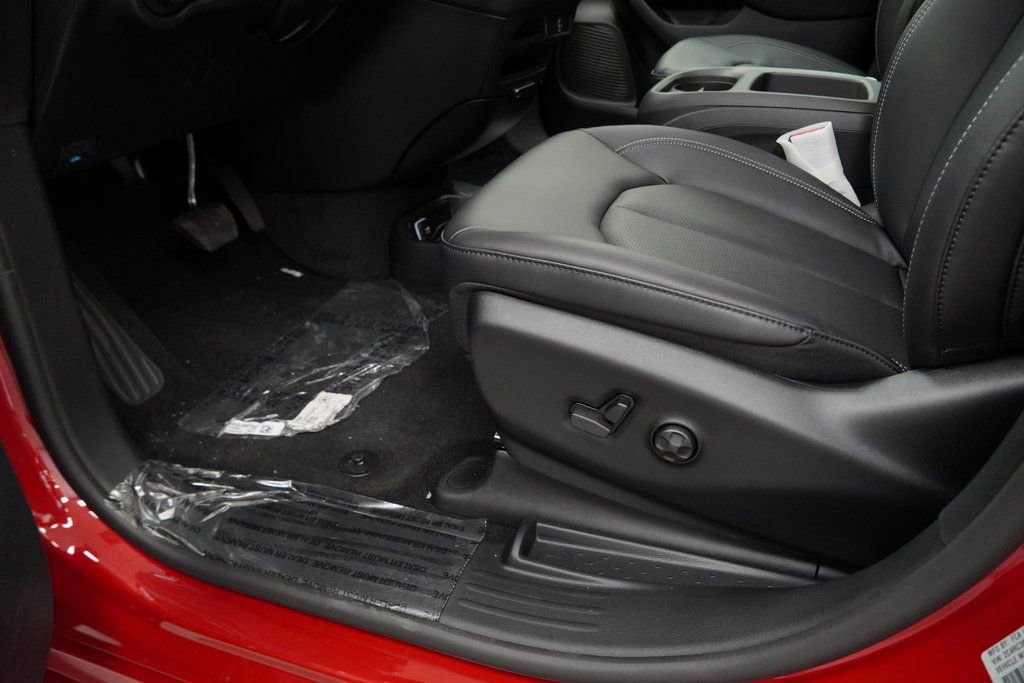 New 2026 Chrysler Pacifica Select image 29