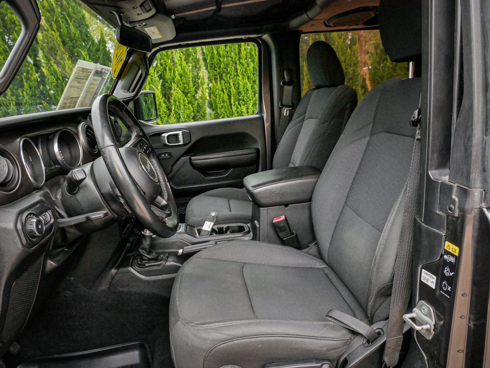 Used 2020 Jeep Wrangler Sport AWD/4WD image 16