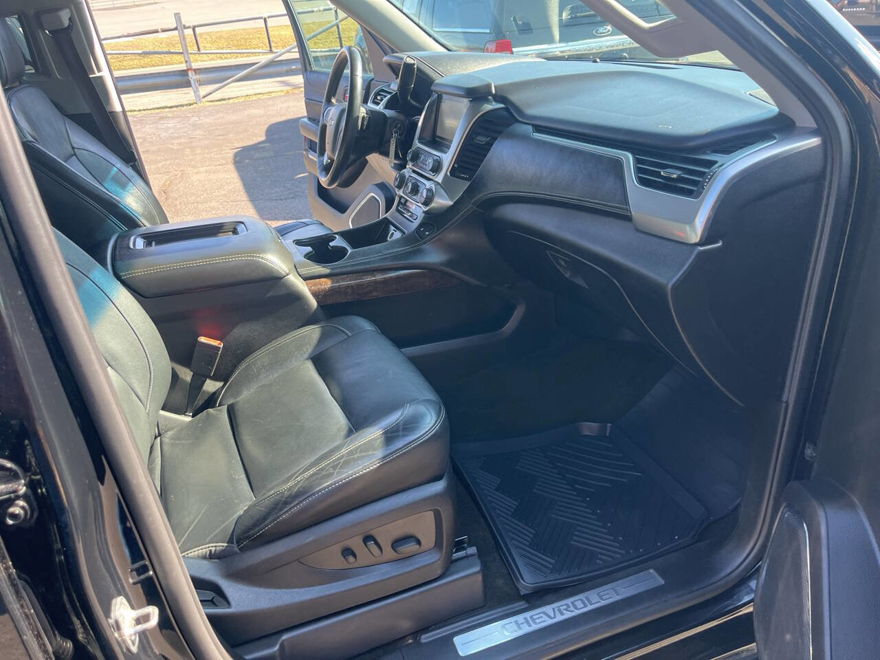 Used 2017 Chevrolet Tahoe LT image 37