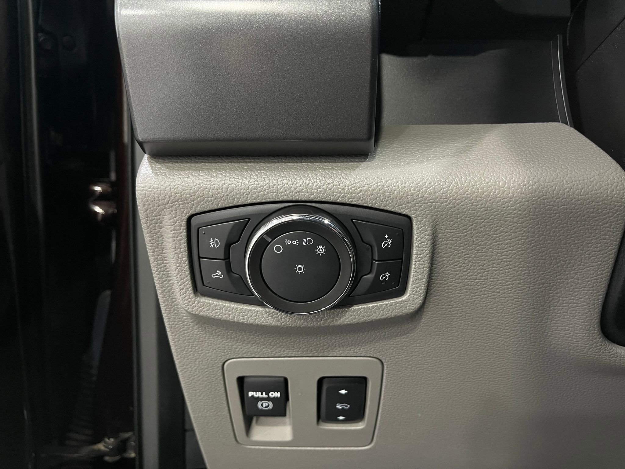 Used 2020 Ford F150 XLT w/ Equipment Group 301A Mid image 20