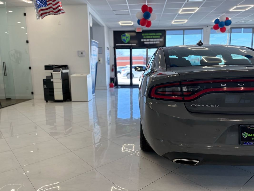 Used 2023 Dodge Charger SXT image 13