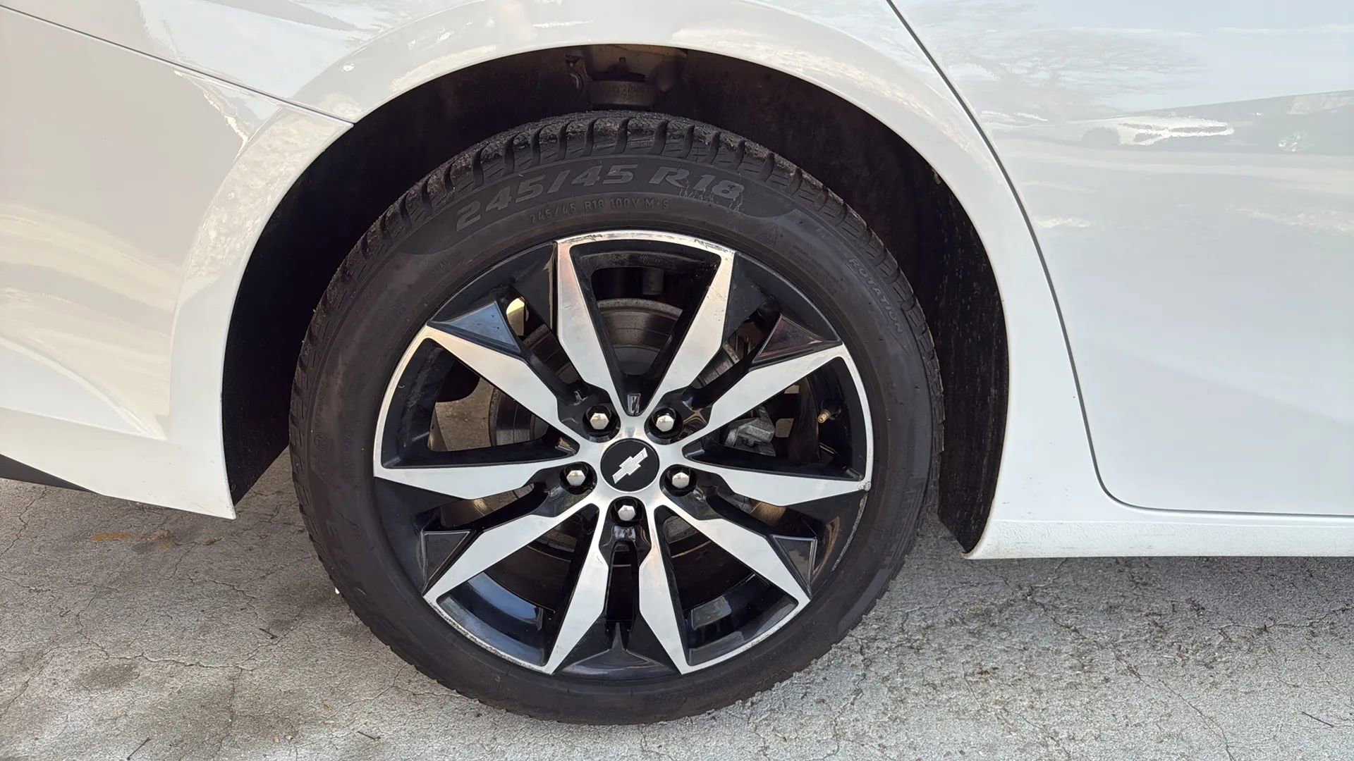 Used 2017 Chevrolet Malibu LT w/ Leather Package image 44