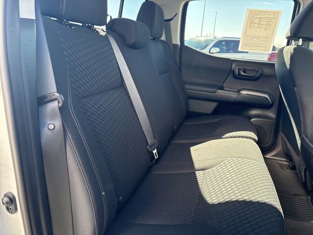 Used 2021 Toyota Tacoma SR5 w/ Trail Edition image 22