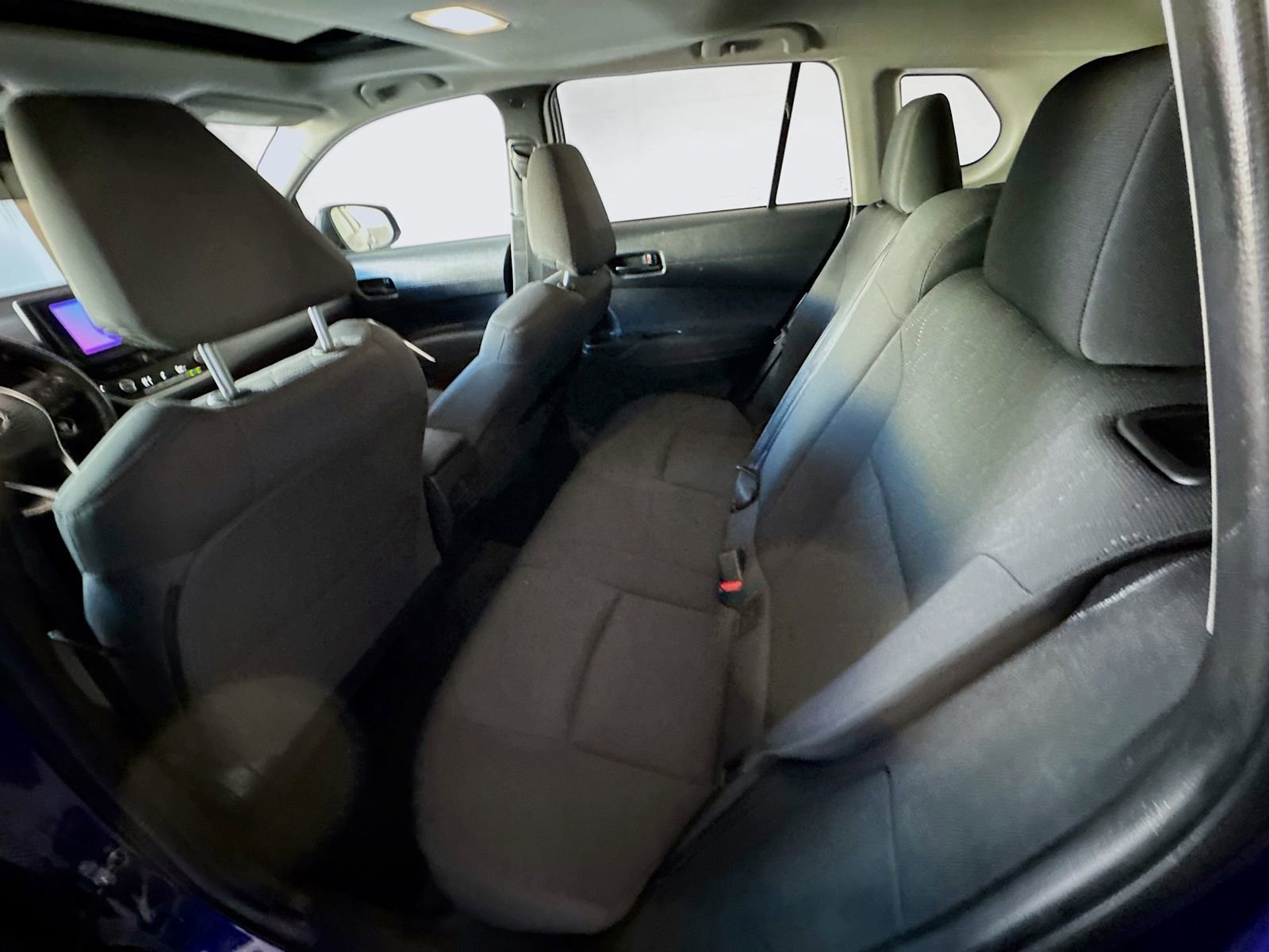 Used 2023 Toyota Corolla Cross LE w/ Moonroof Package image 21