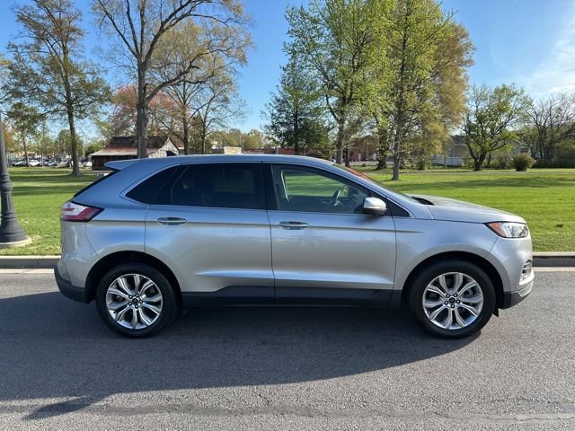 Used 2024 Ford Edge Titanium image 29