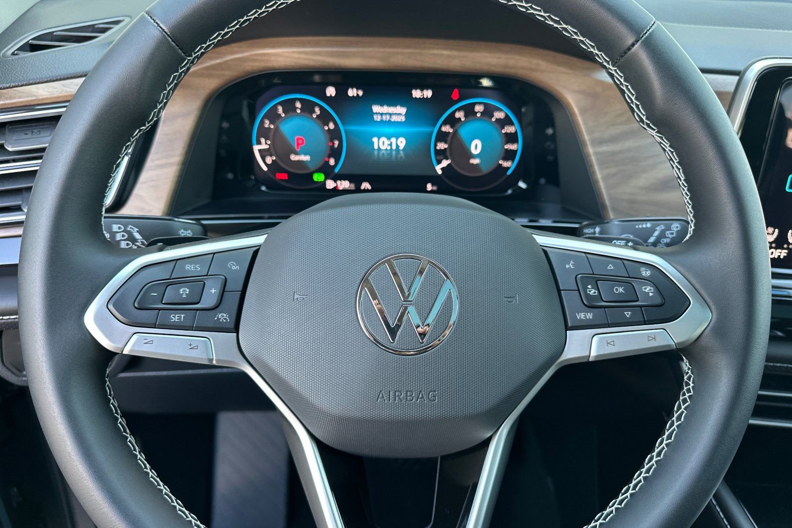 New 2026 Volkswagen Atlas SE image 22