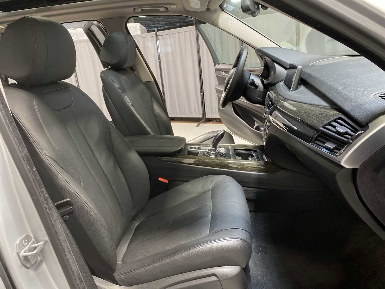 Used 2016 BMW X5 xDrive35i image 14