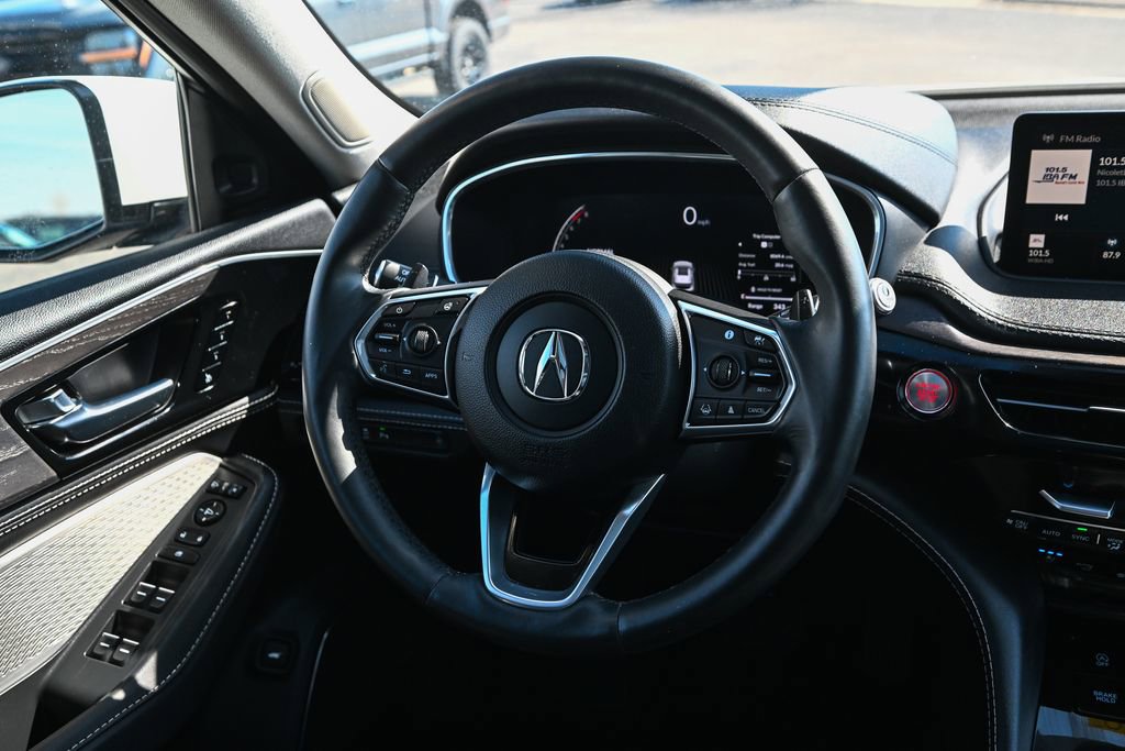 Used 2023 Acura MDX SH-AWD w/ Advance Package image 32