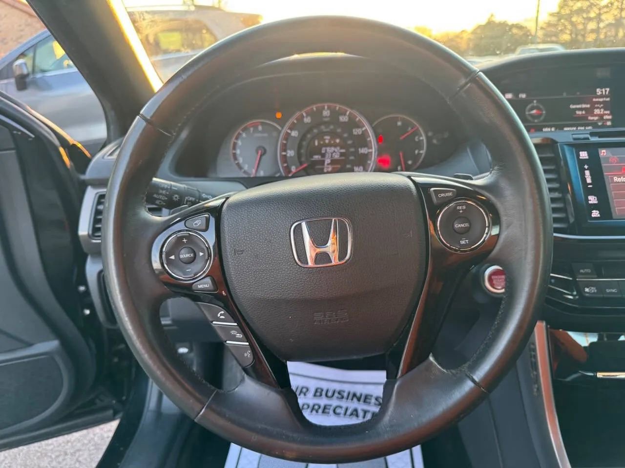 Used 2017 Honda Accord EX-L image 16