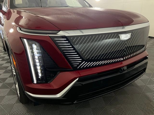 New 2026 Cadillac Vistiq Luxury w/ LPO, Floor Liner Package image 8