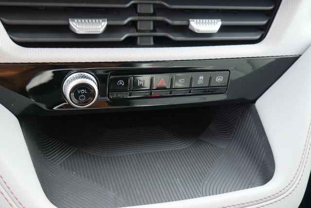 New 2026 Ford Explorer Active w/ Active Comfort Package AWD/4WD image 21