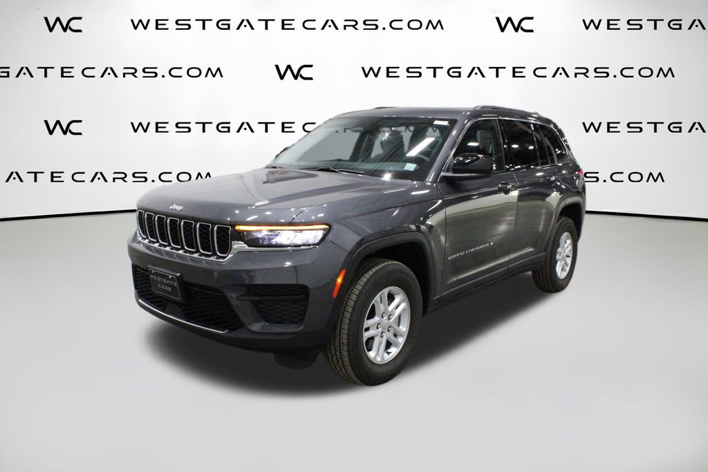 Used 2023 Jeep Grand Cherokee Laredo