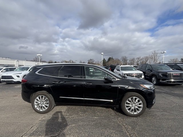 Used 2020 Buick Enclave Premium image 4