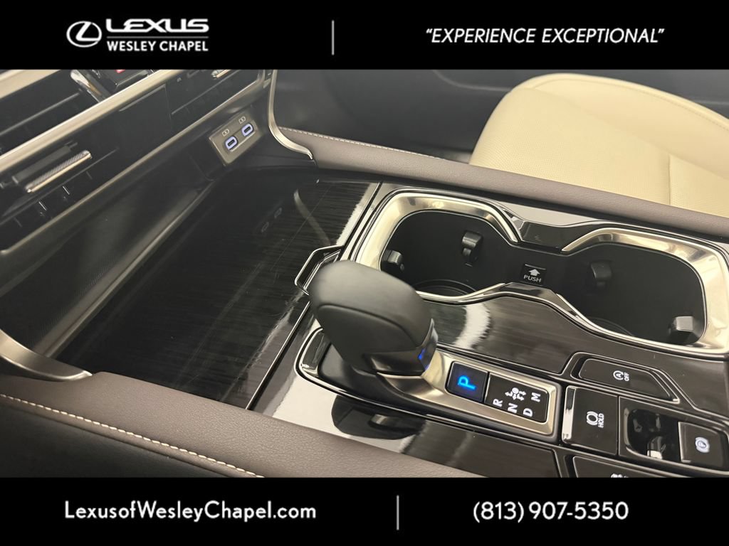 Used 2024 Lexus RX 350 FWD w/ Technology Package image 13