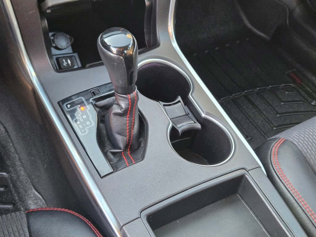 Used 2016 Toyota Camry SE w/ Protection Package (Q2) image 32