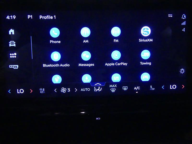 Used 2025 Lincoln Navigator Reserve w/ Jet Appearance Package image 16