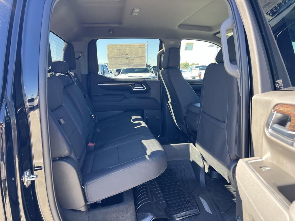 New 2026 GMC Sierra 1500 Elevation w/ LPO, Elevation Black Package image 30