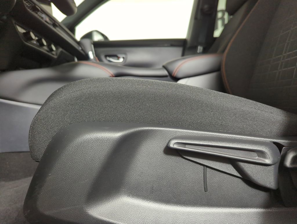 Certified 2026 Honda HR-V Sport image 26