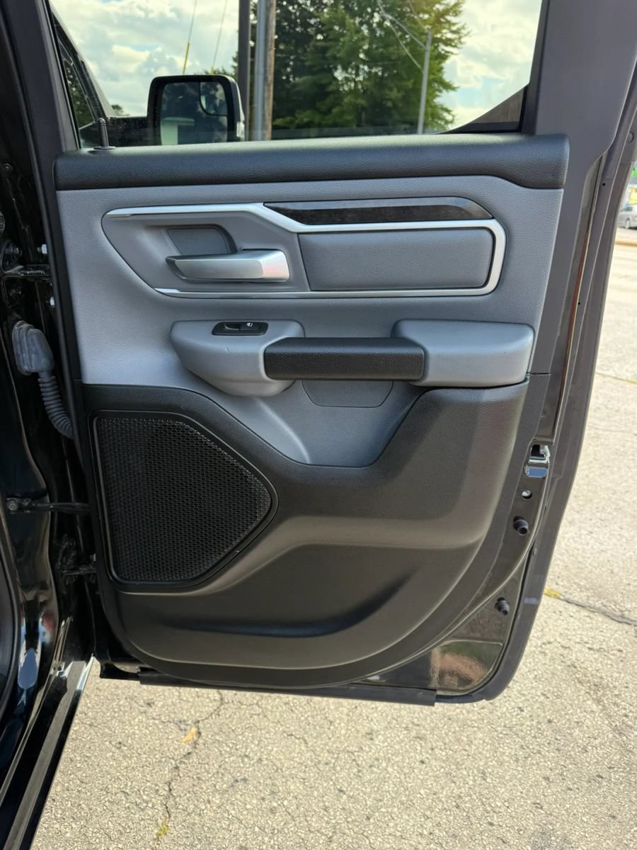 Used 2021 RAM 1500 Big Horn AWD/4WD image 14