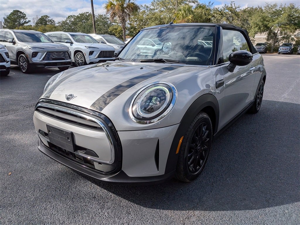 Used 2024 MINI Cooper Classic image 8