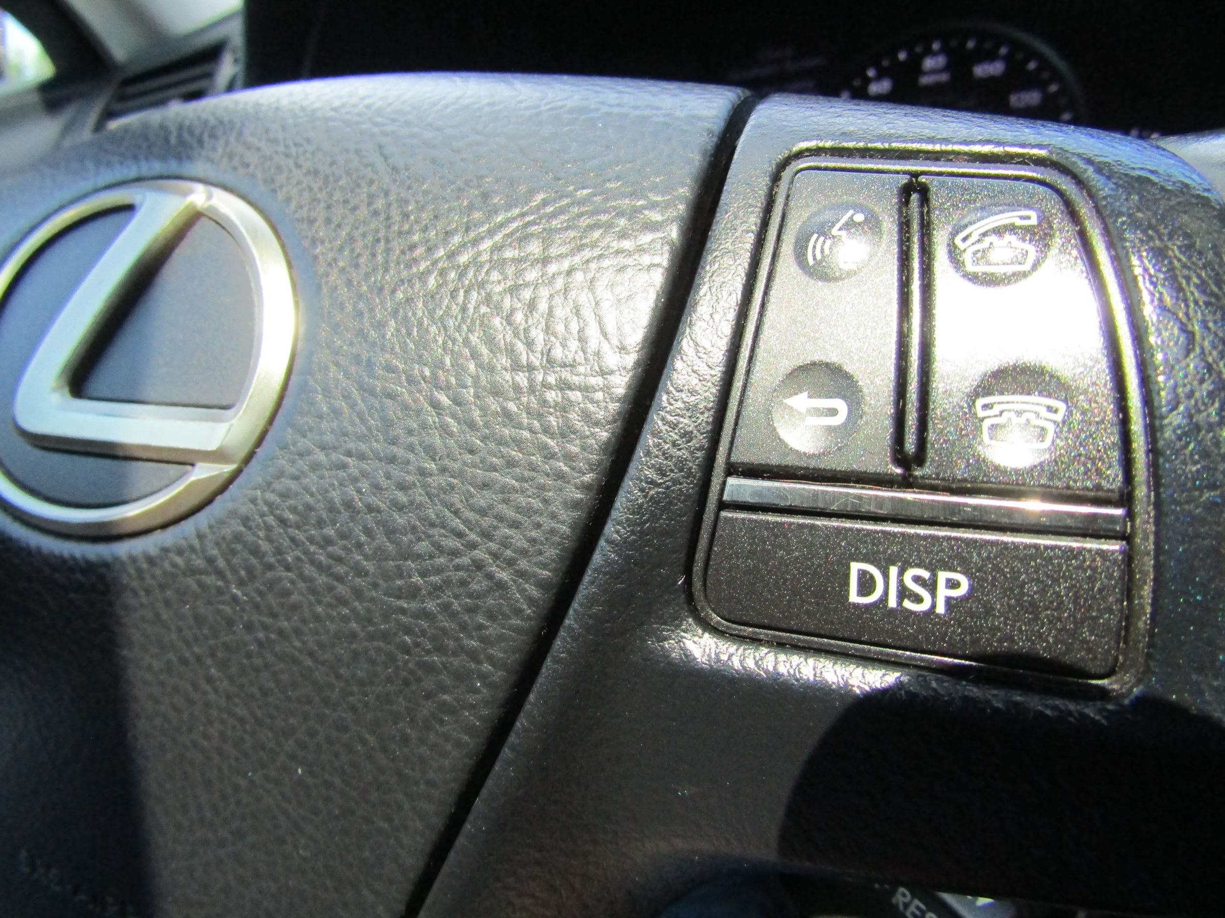Used 2013 Lexus LS 460 AWD w/ Comfort Pkg image 32