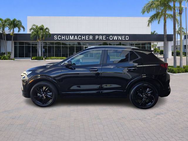 Used 2024 Buick Encore GX Sport Touring w/ Advanced Technology Package FWD image 2