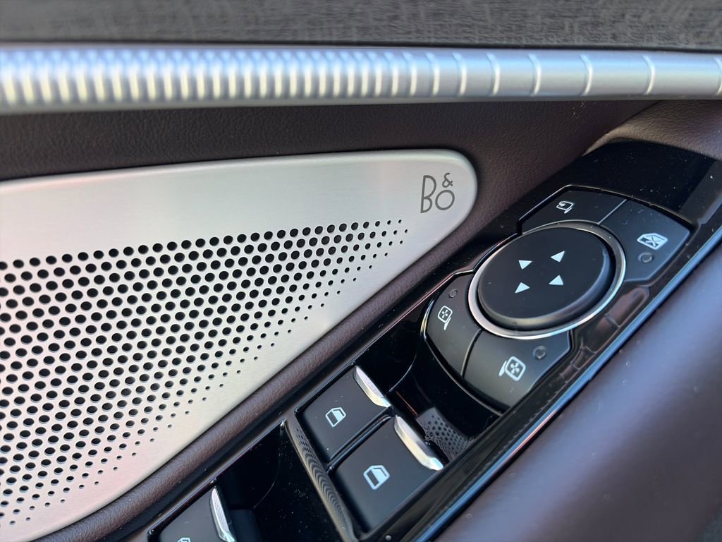 Used 2026 Ford Explorer Platinum w/ LUX Leather Package image 23