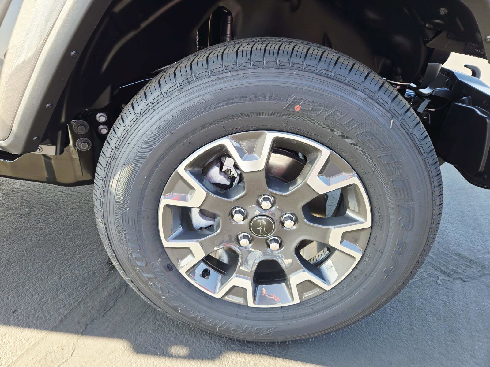 New 2026 Jeep Gladiator Sport image 17