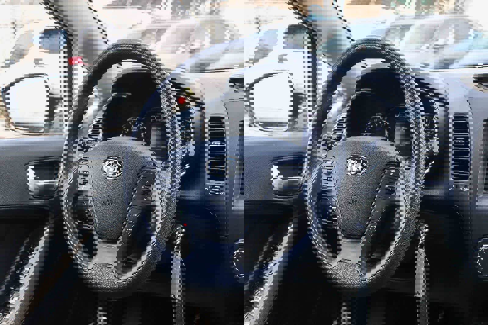 Used 2017 Kia Forte LX image 14