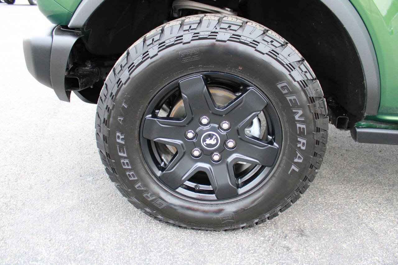 Used 2024 Ford Bronco Black Diamond image 13