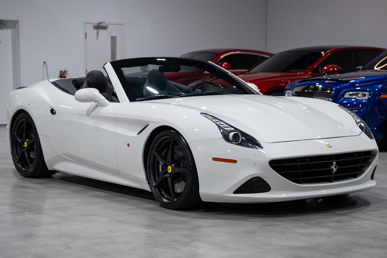 Used 2016 Ferrari California T RWD image 78