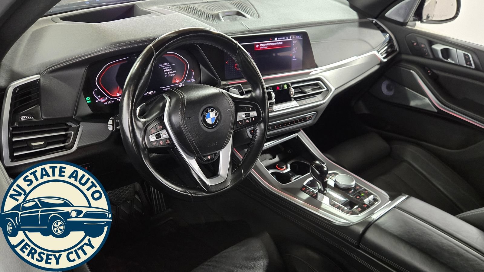 Used 2019 BMW X5 xDrive50i w/ Off-Road Package AWD/4WD image 16