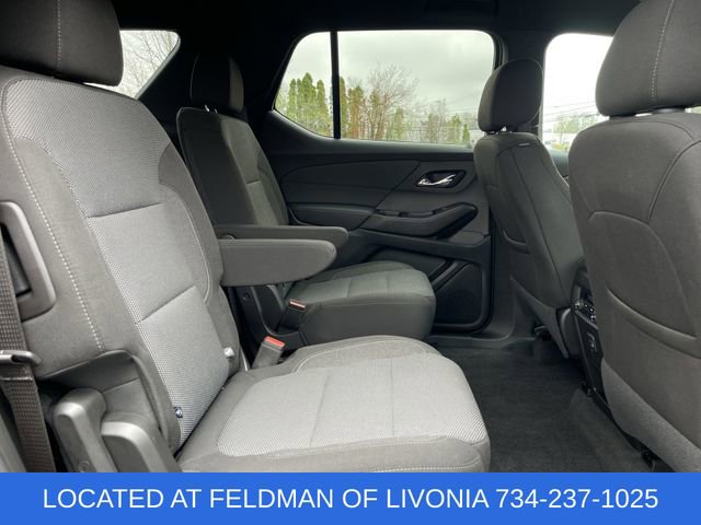 Used 2023 Chevrolet Traverse LT FWD image 25