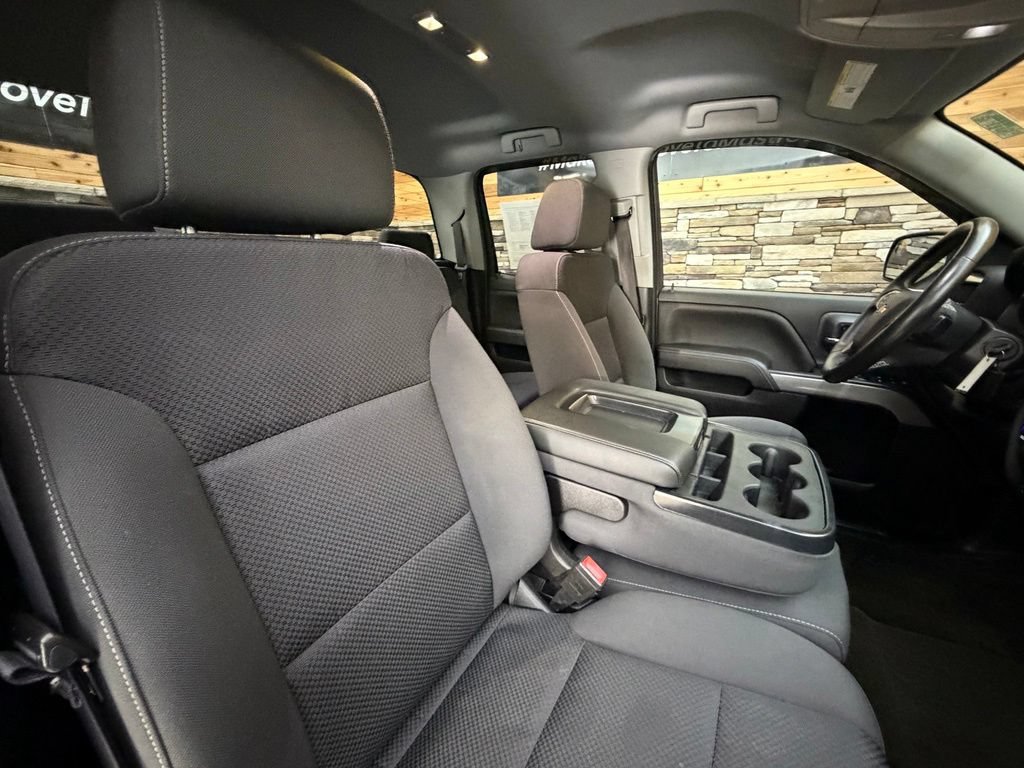 Used 2017 Chevrolet Silverado 1500 LT w/ All Star Edition AWD/4WD image 30