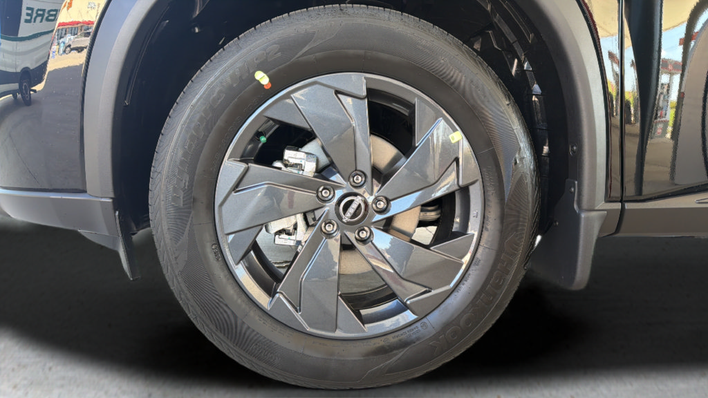 New 2026 Nissan Rogue SV AWD/4WD image 14