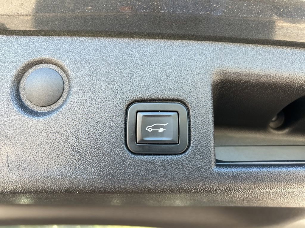 Used 2019 Chevrolet Equinox Premier image 47