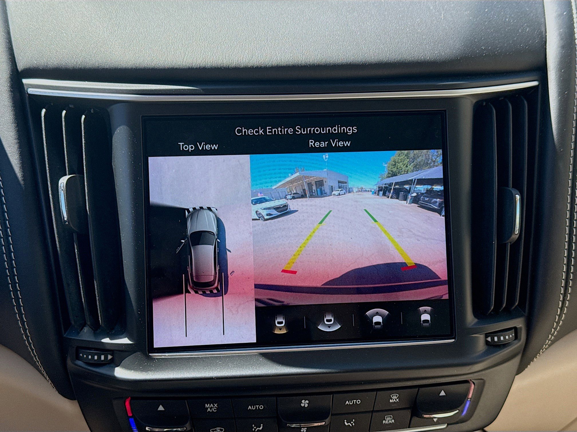 Used 2022 Maserati Levante GT image 12