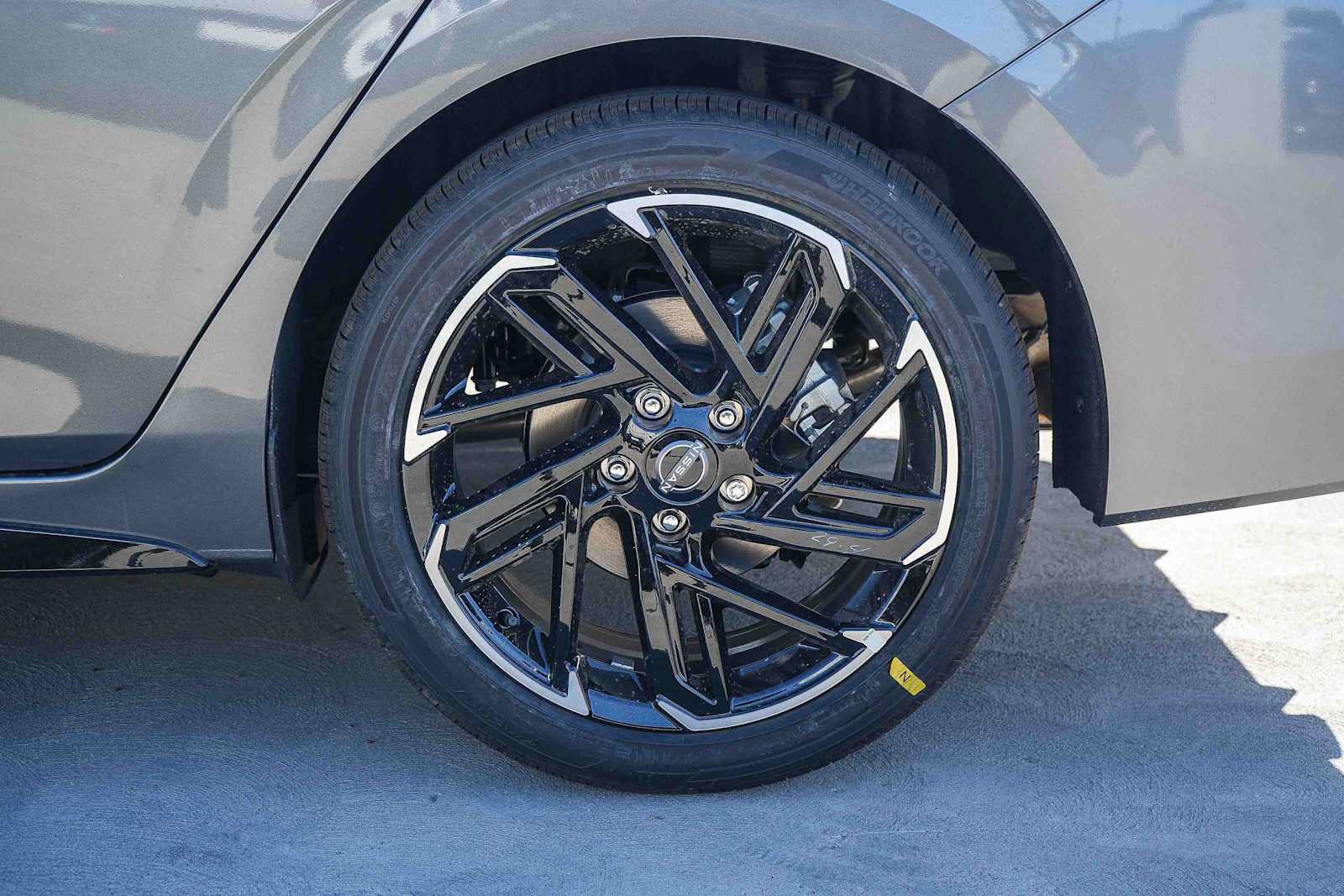 New 2026 Nissan Sentra SR w/ SR All Weather Package FWD image 10