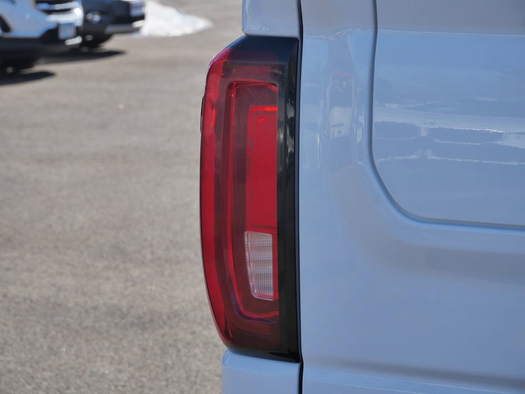 Used 2023 GMC Sierra 1500 AT4 w/ AT4 Premium Package image 9