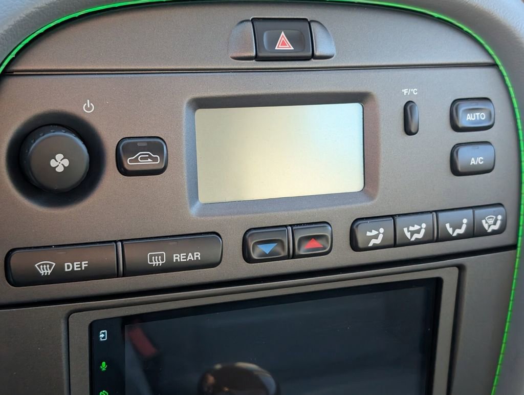 Used 2004 Jaguar X-TYPE 3.0 image 23